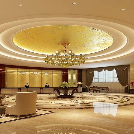 New Beacon Runfeng International Hotel Wuhan Buitenkant foto