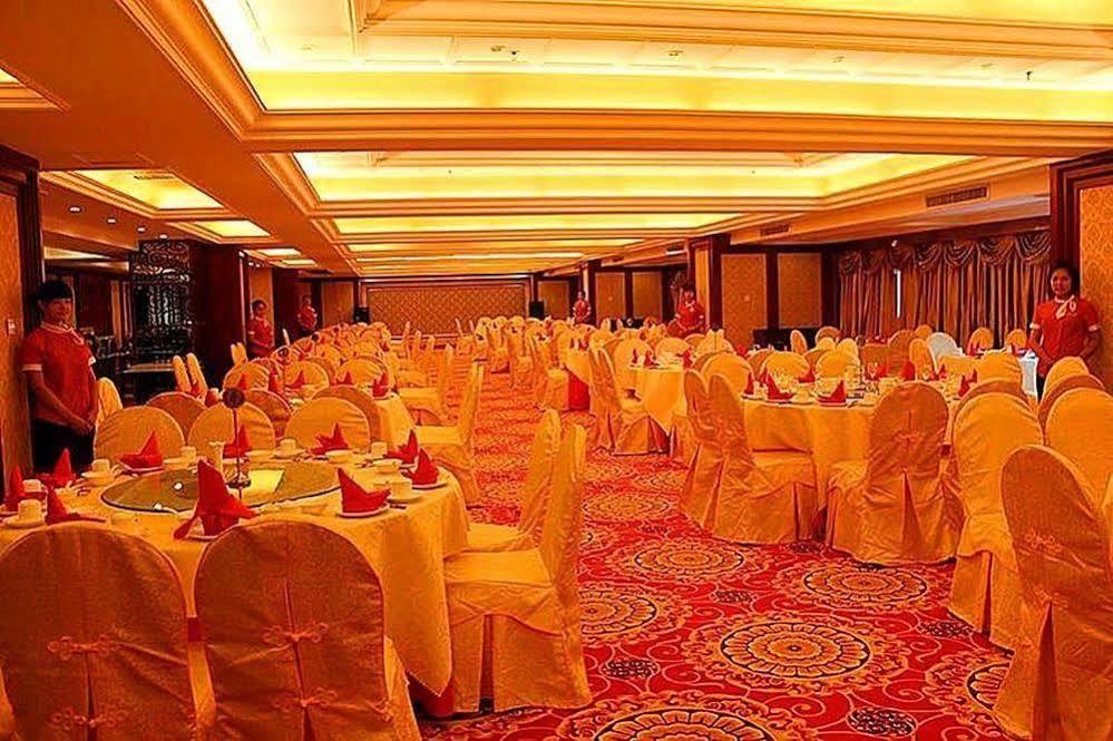 New Beacon Runfeng International Hotel Wuhan Buitenkant foto